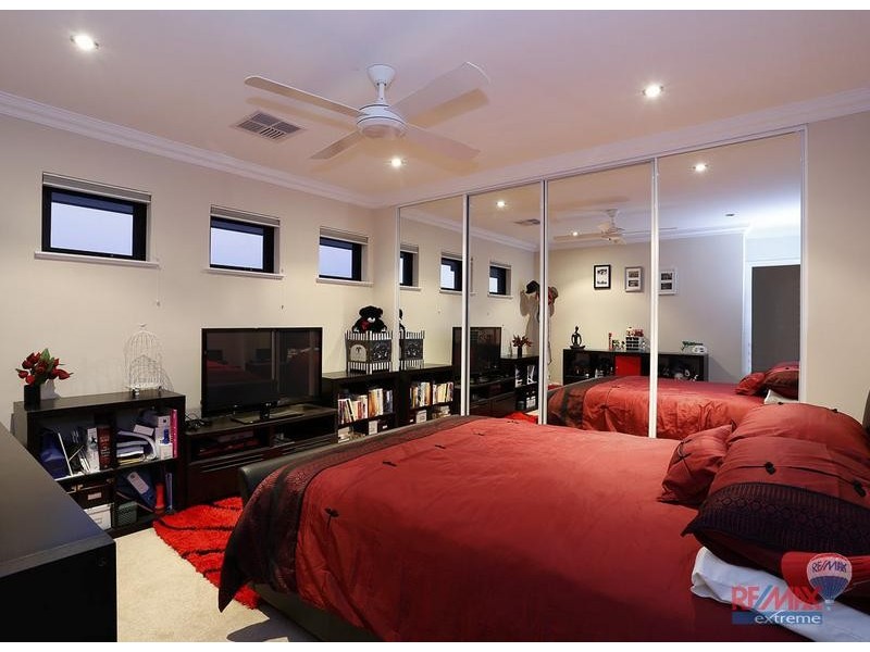 7 Spitfire Ave, Burns Beach WA 6028