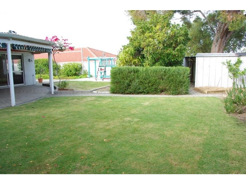 11 Serpentine Rise, Success WA 6164