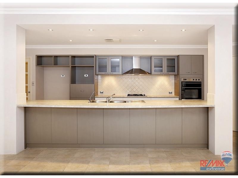 4 Cheshire Entrance, Butler WA 6036