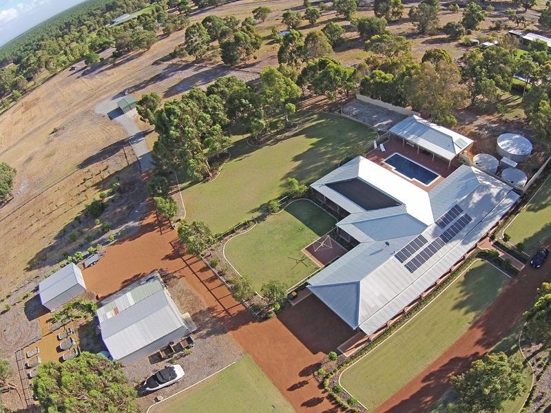 576 Neaves Road, Mariginiup WA 6065