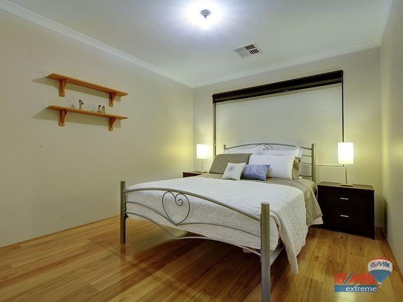 24 Manchester Drive, Hocking WA 6065