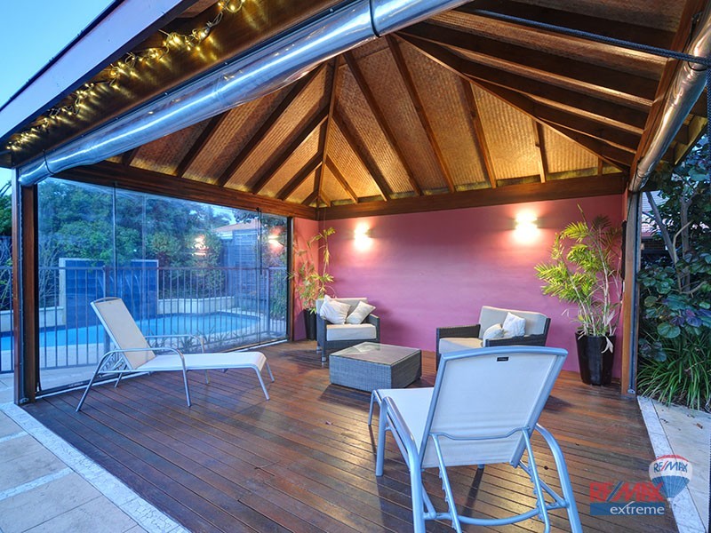 24 Manchester Drive, Hocking WA 6065