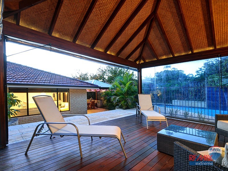 24 Manchester Drive, Hocking WA 6065