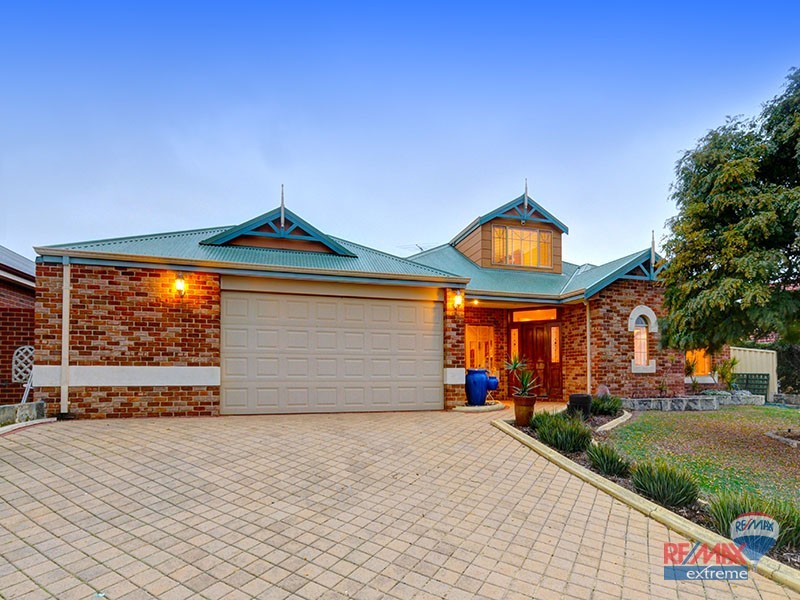 16 Darlington Loop, Pearsall WA 6065
