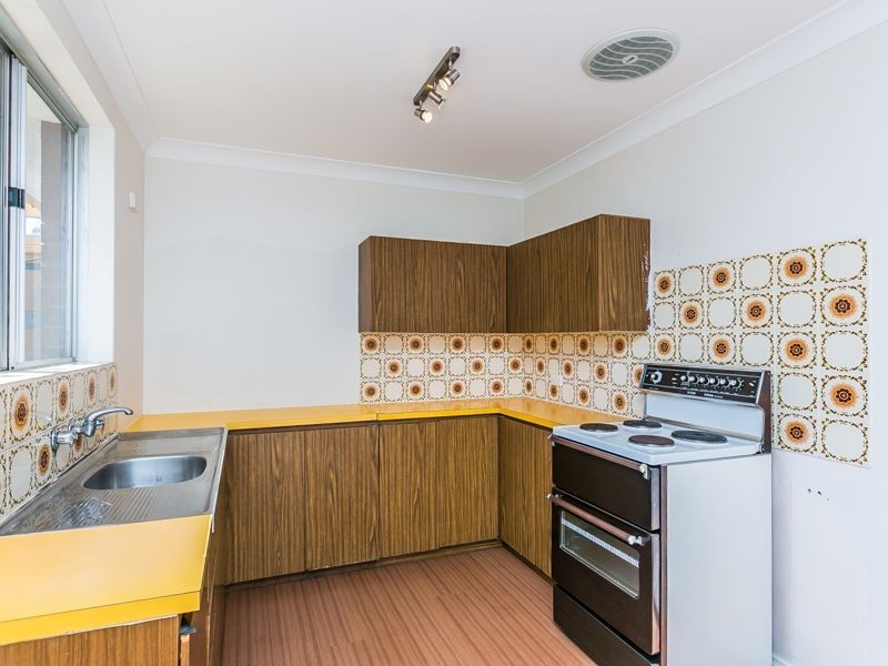 1 Fathom Court, Heathridge WA 6027