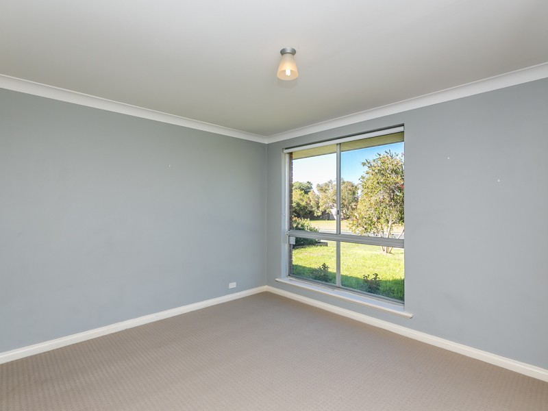 1 Fathom Court, Heathridge WA 6027
