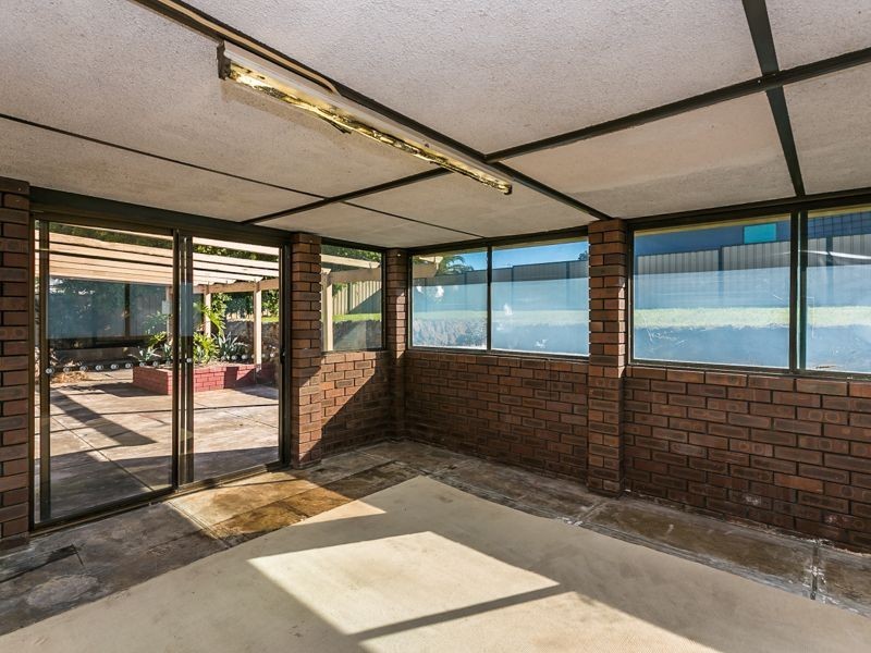 1 Fathom Court, Heathridge WA 6027