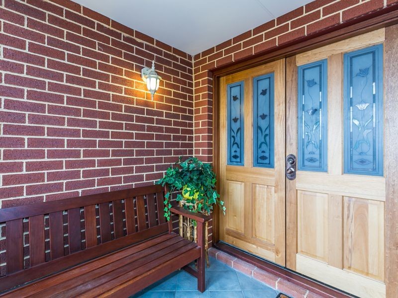 9 Jandabup Close, Sinagra WA 6065