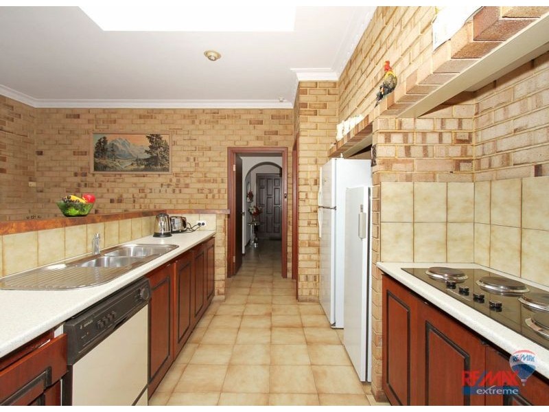 2 Burtonia Close, Duncraig WA 6023