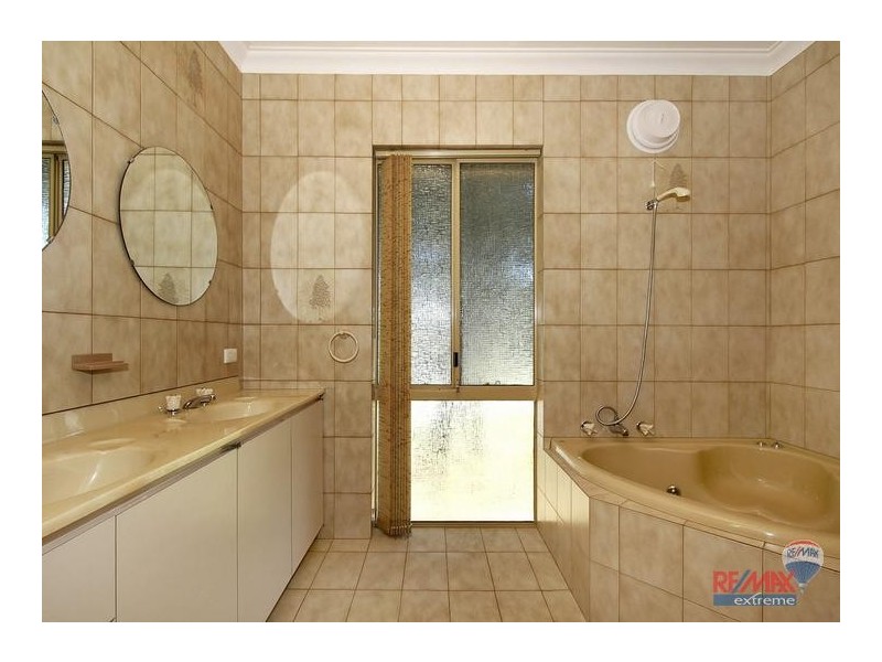 2 Burtonia Close, Duncraig WA 6023