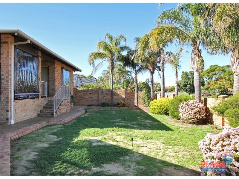 2 Burtonia Close, Duncraig WA 6023