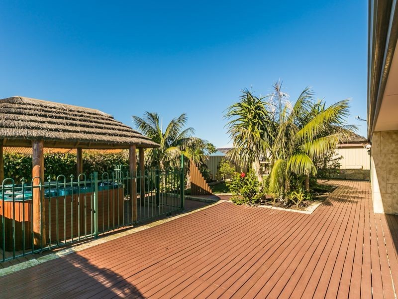 11 Shropshire Crescent, Butler WA 6036