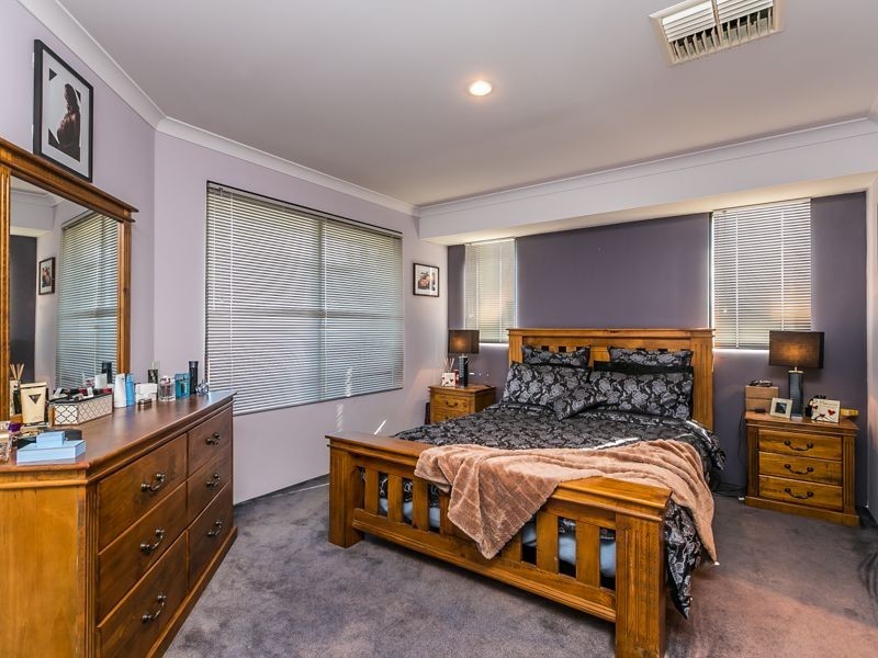 11 Shropshire Crescent, Butler WA 6036