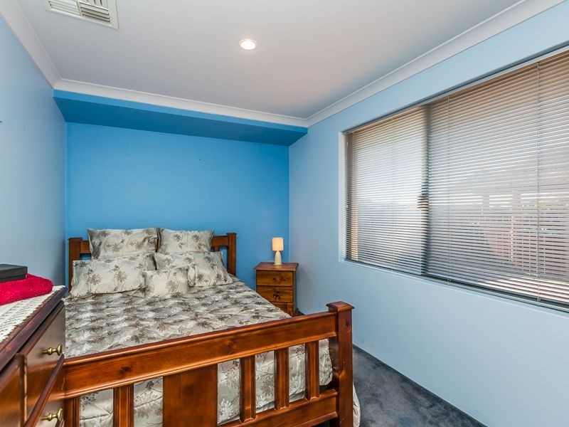 11 Shropshire Crescent, Butler WA 6036