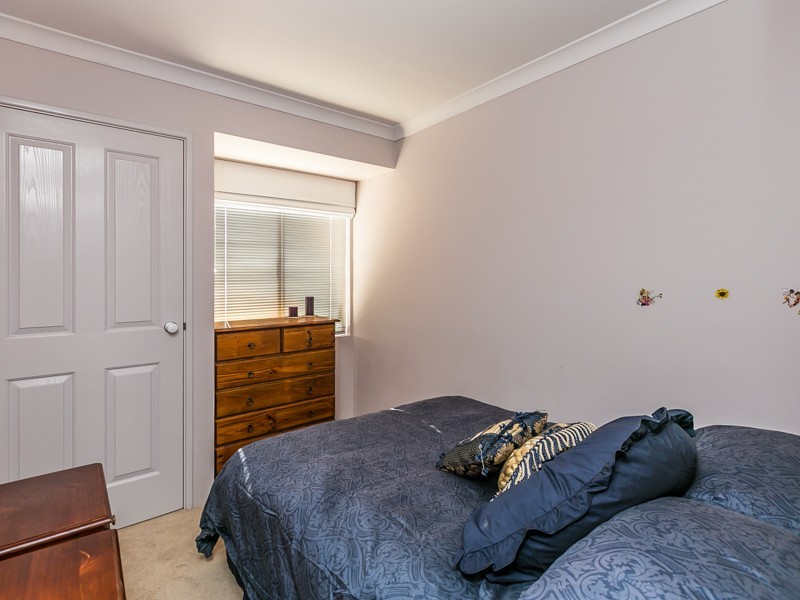 11 Shropshire Crescent, Butler WA 6036