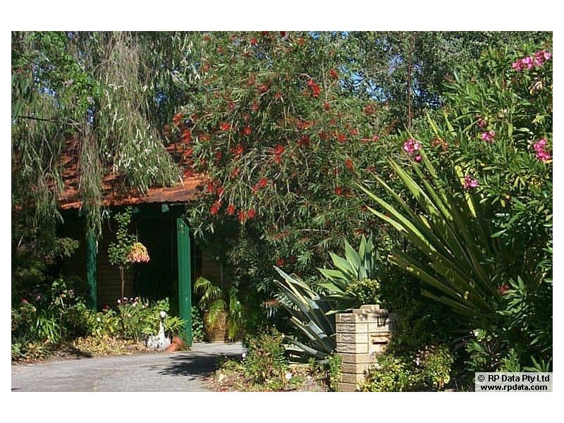 17 Yanna Place, Wanneroo WA 6065