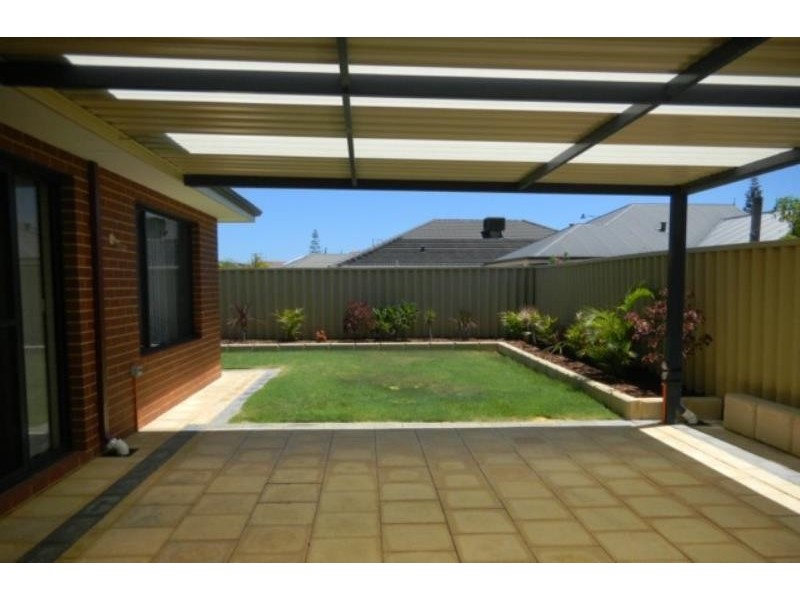 21 Frensham Street, Butler WA 6036