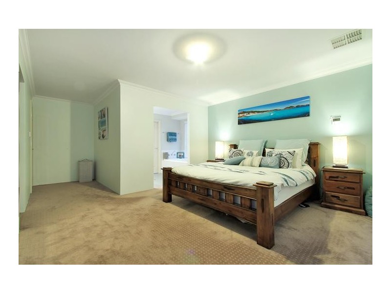 19 Starboard Road, Yanchep WA 6035