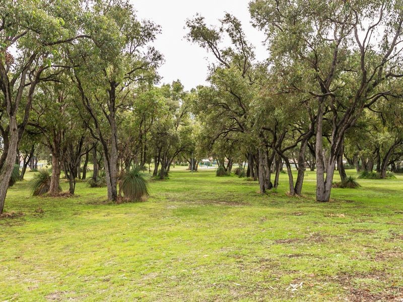 19 Leyton Court, Kingsley WA 6026