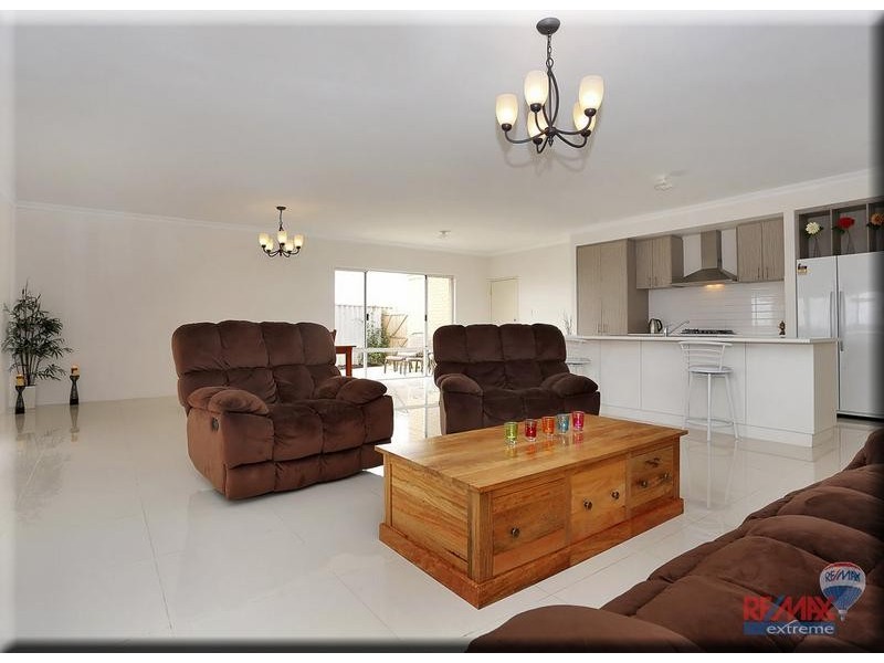 15 Arthog Street, Butler WA 6036