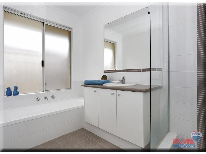 15 Arthog Street, Butler WA 6036