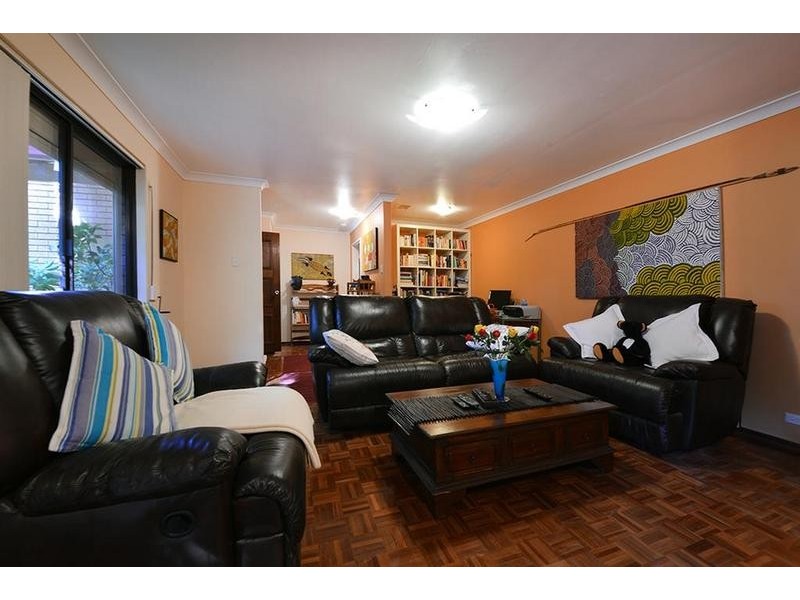 40 Paltara Way, Wanneroo WA 6065