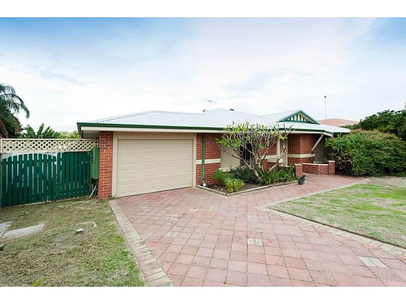 7 Esther Loop, Wanneroo WA 6065
