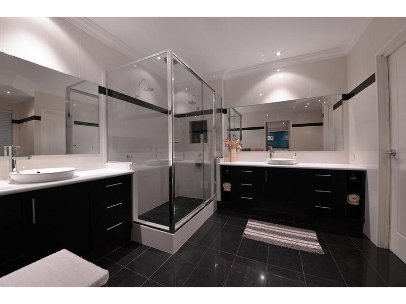 3 Apsley Bend, Tapping WA 6065