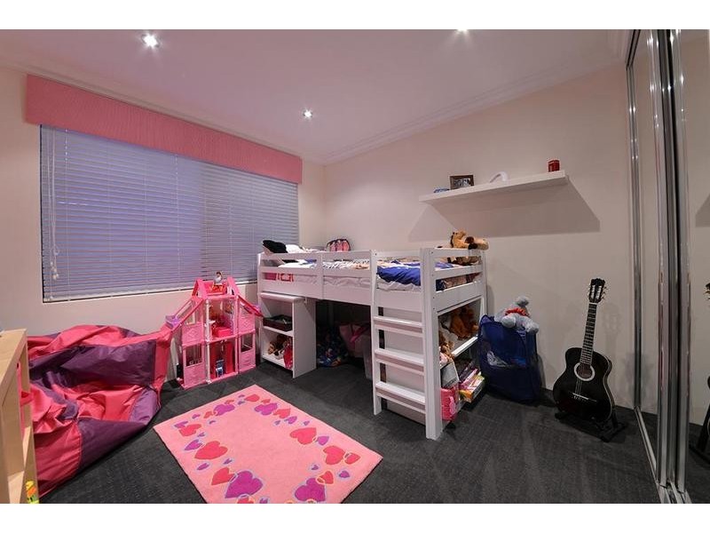 3 Apsley Bend, Tapping WA 6065