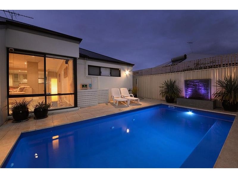 3 Apsley Bend, Tapping WA 6065