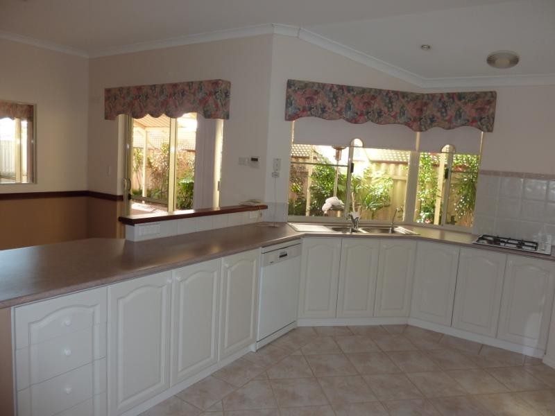 55 Amberley Way, Pearsall WA 6065