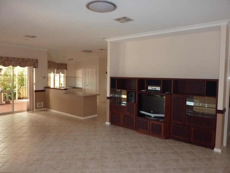 55 Amberley Way, Pearsall WA 6065