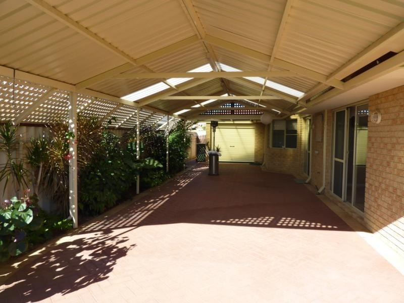 55 Amberley Way, Pearsall WA 6065