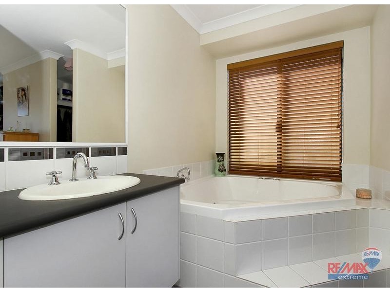 4 Alderton Road, Butler WA 6036