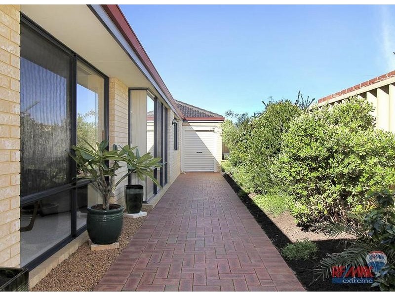 4 Alderton Road, Butler WA 6036