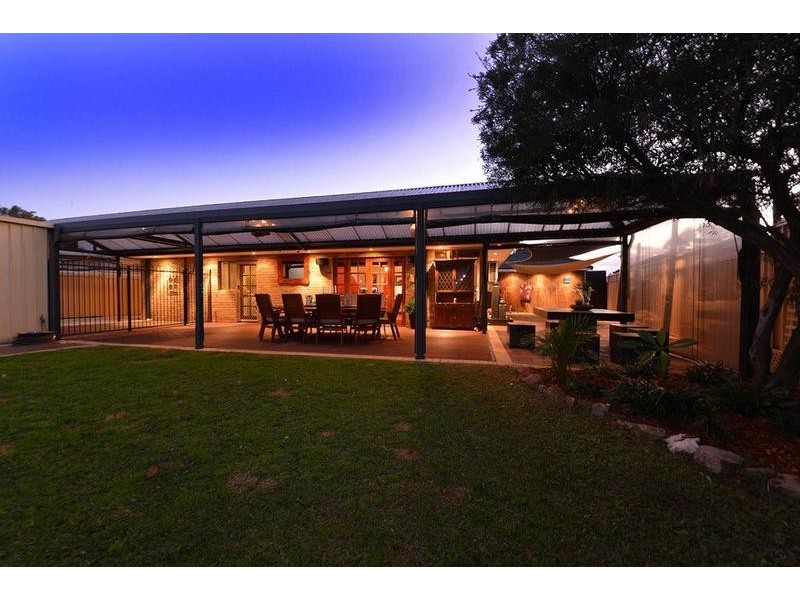 47 Rosewood Crescent, Dianella WA 6059