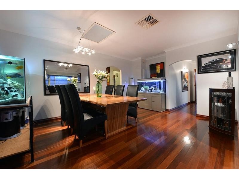 47 Rosewood Crescent, Dianella WA 6059