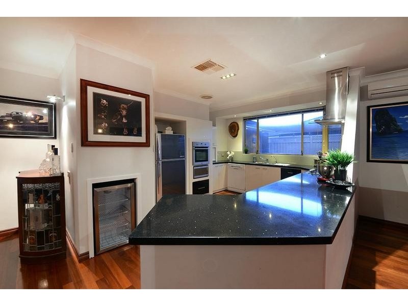 47 Rosewood Crescent, Dianella WA 6059