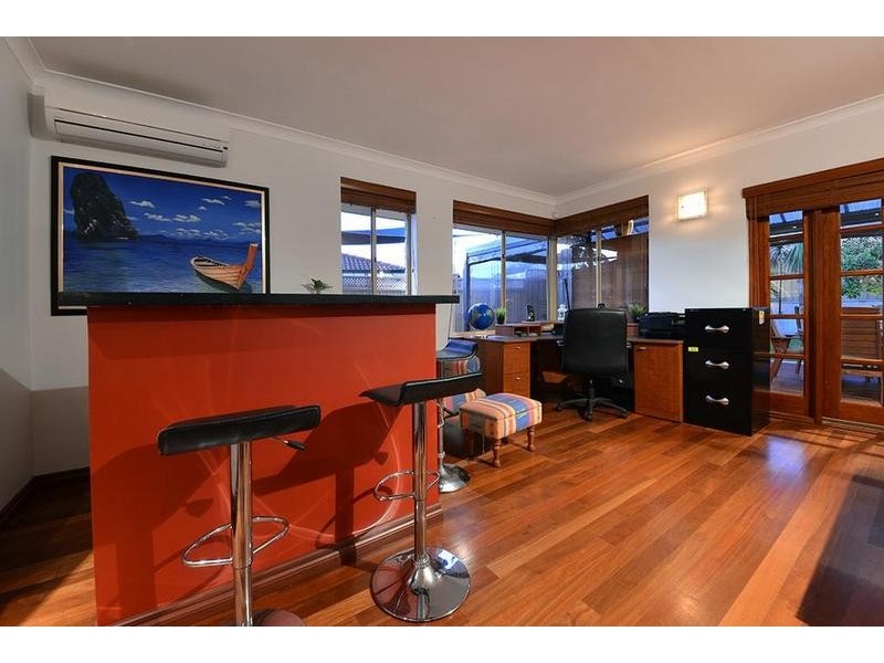 47 Rosewood Crescent, Dianella WA 6059