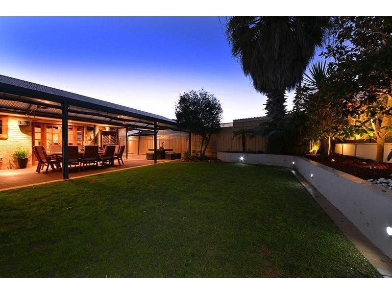 47 Rosewood Crescent, Dianella WA 6059