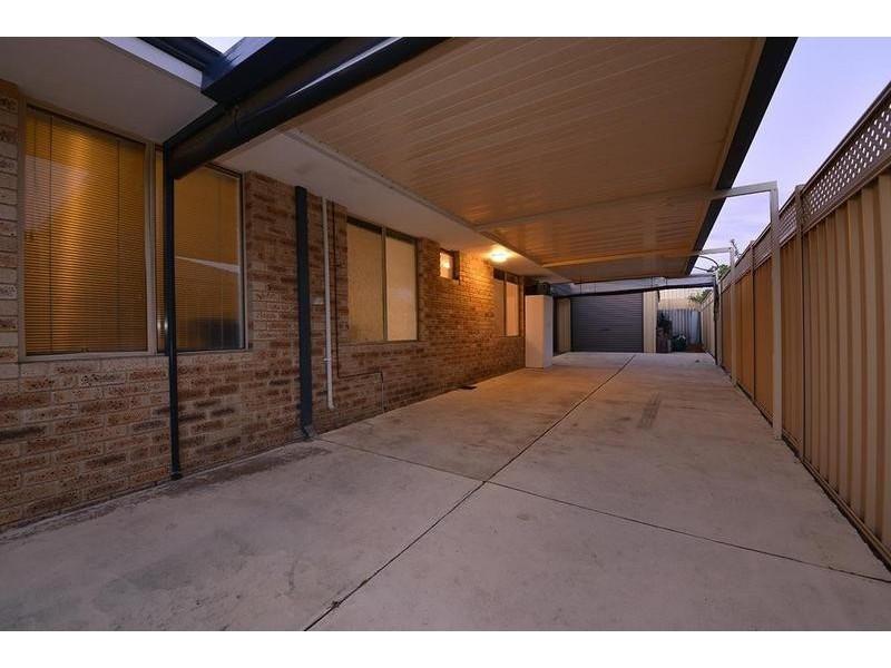 47 Rosewood Crescent, Dianella WA 6059