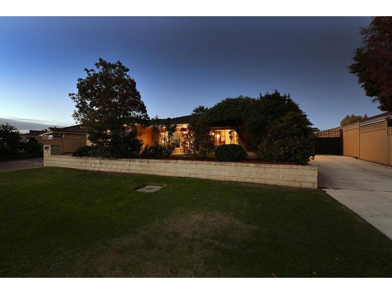 47 Rosewood Crescent, Dianella WA 6059