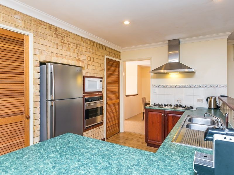 15 Cliffside Trail, Edgewater WA 6027