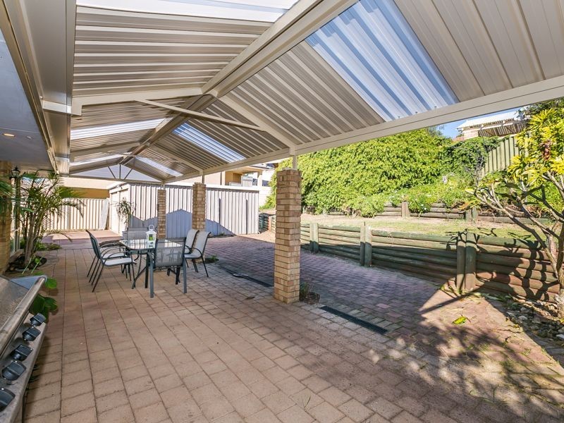 15 Cliffside Trail, Edgewater WA 6027