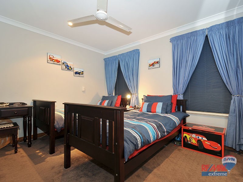 54 Narrien Loop, Hocking WA 6065