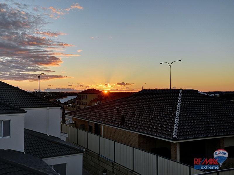 54 Narrien Loop, Hocking WA 6065