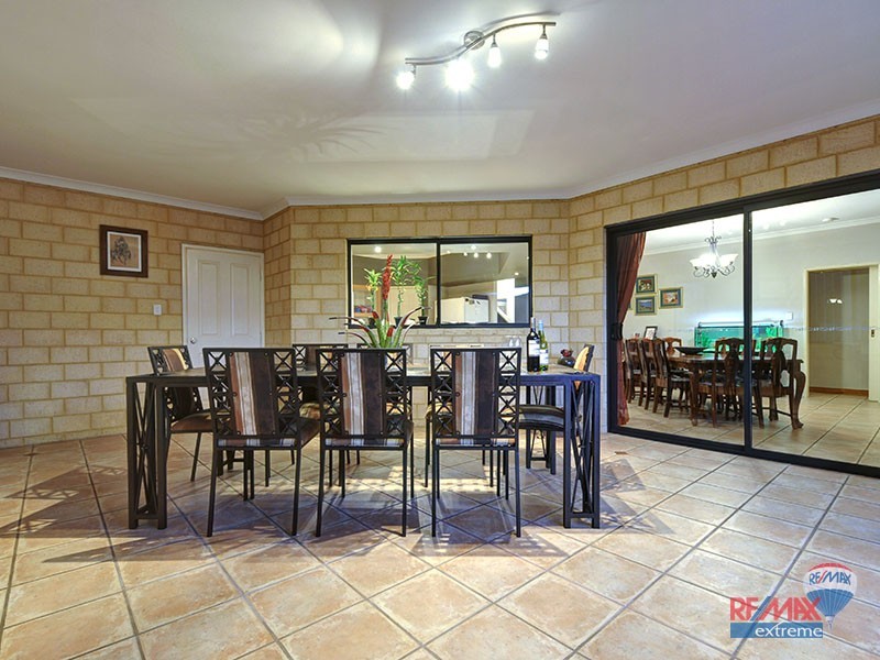 54 Narrien Loop, Hocking WA 6065