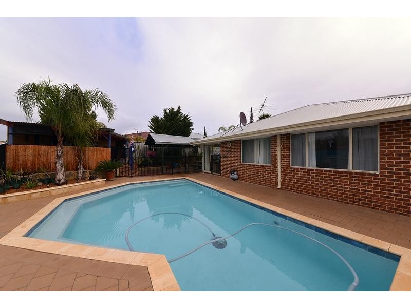 11 Kalix Elbow, Merriwa WA 6030