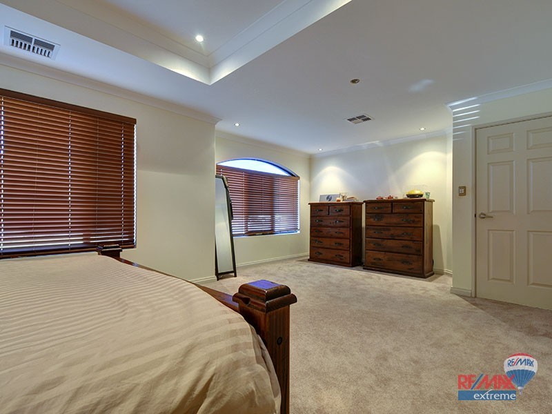 15 Chalk Elbow, Pearsall WA 6065