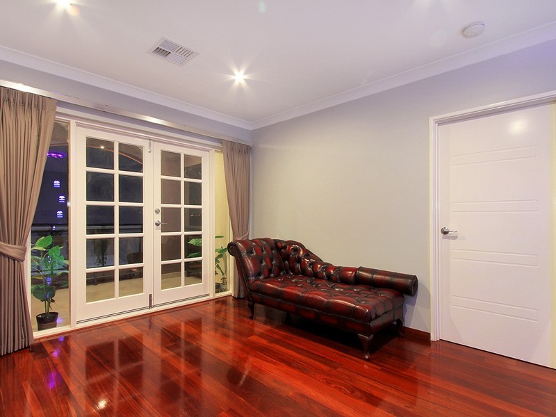 41 Mattingleys Approach, Burns Beach WA 6028